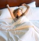 A kevés alvás növeli az esés kockázatát a 70 éven felüli nõk körében
