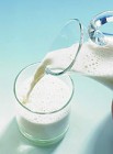 A gyermekkorban elfogyasztott tejtermékek javíthatják a csontok felnõttkori állapotát