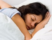 Az alvás közbeni rángatózás okai